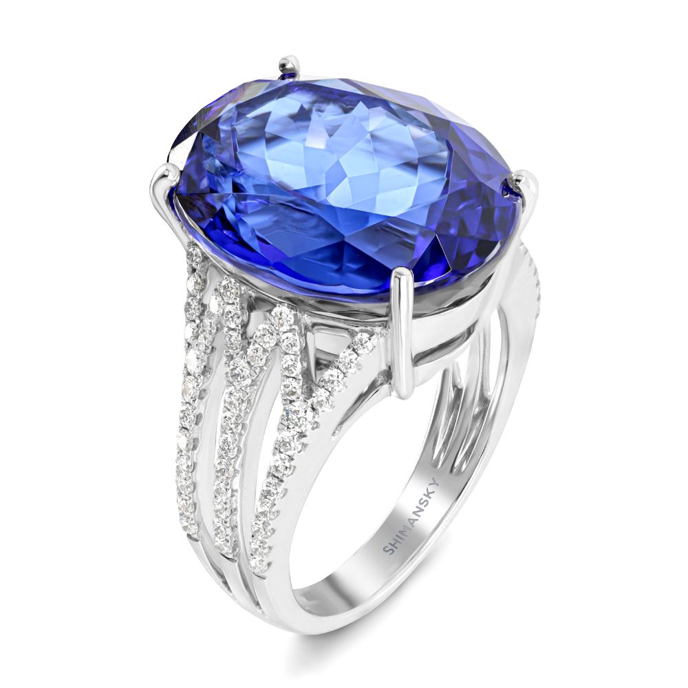 Bague de robe tanzanite et diamant ovale