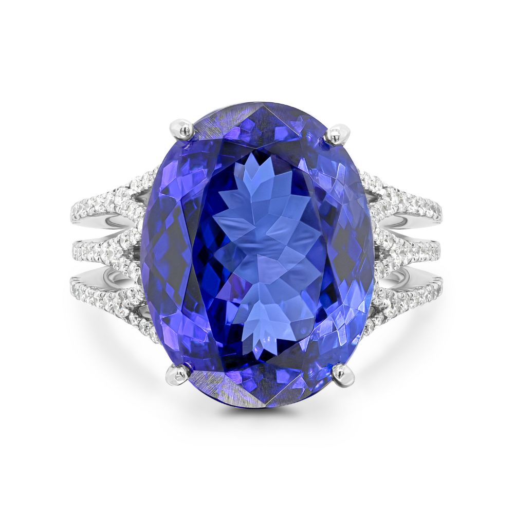 Bague de robe tanzanite et diamant ovale