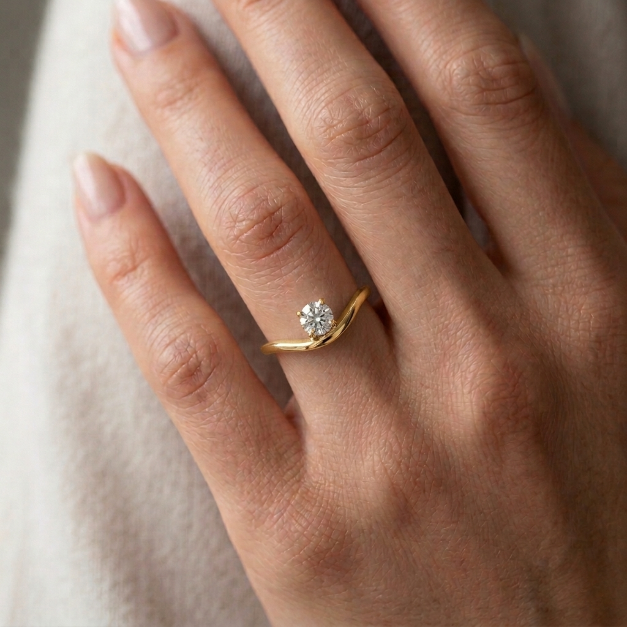 #metal_yellow gold
