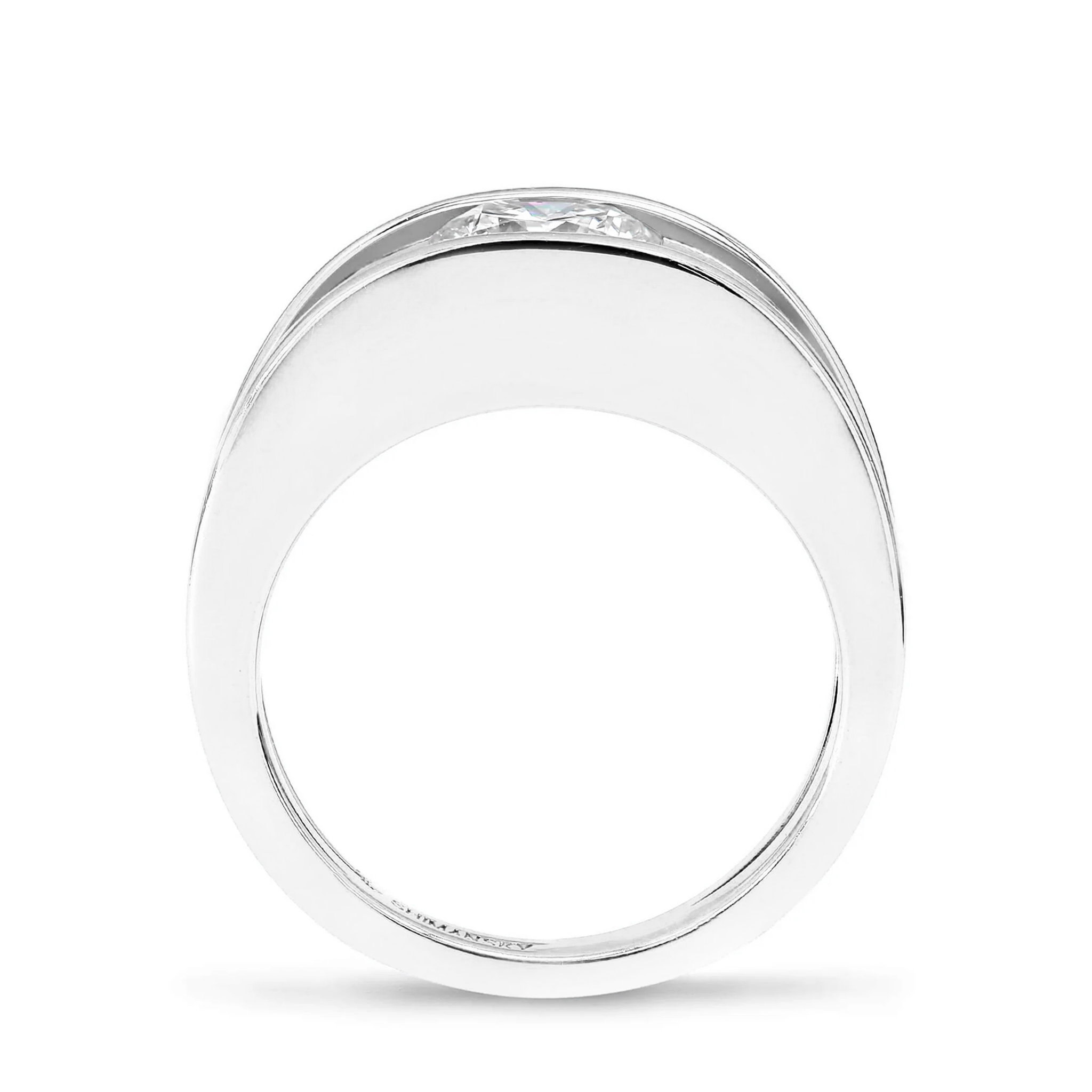 #Metal_Platinum #Carat Weight_1