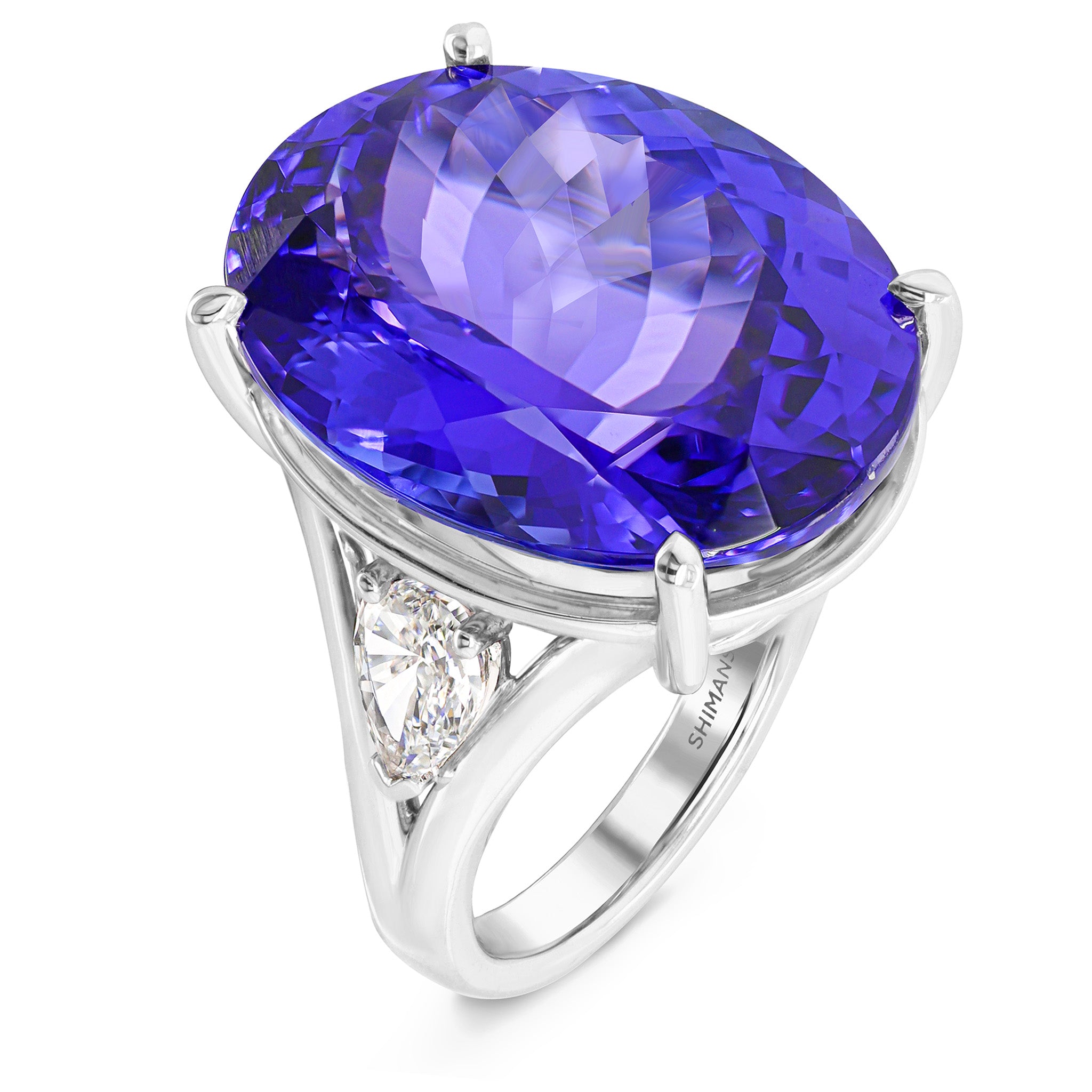 Anel Oval Tanzanita & Diamante