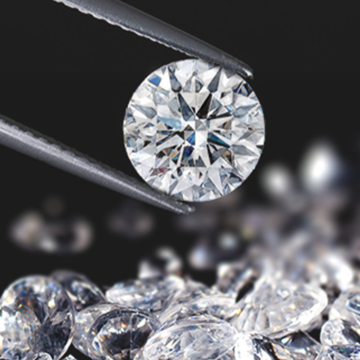 Shimansky Jewellery holding a cut and polished diamond