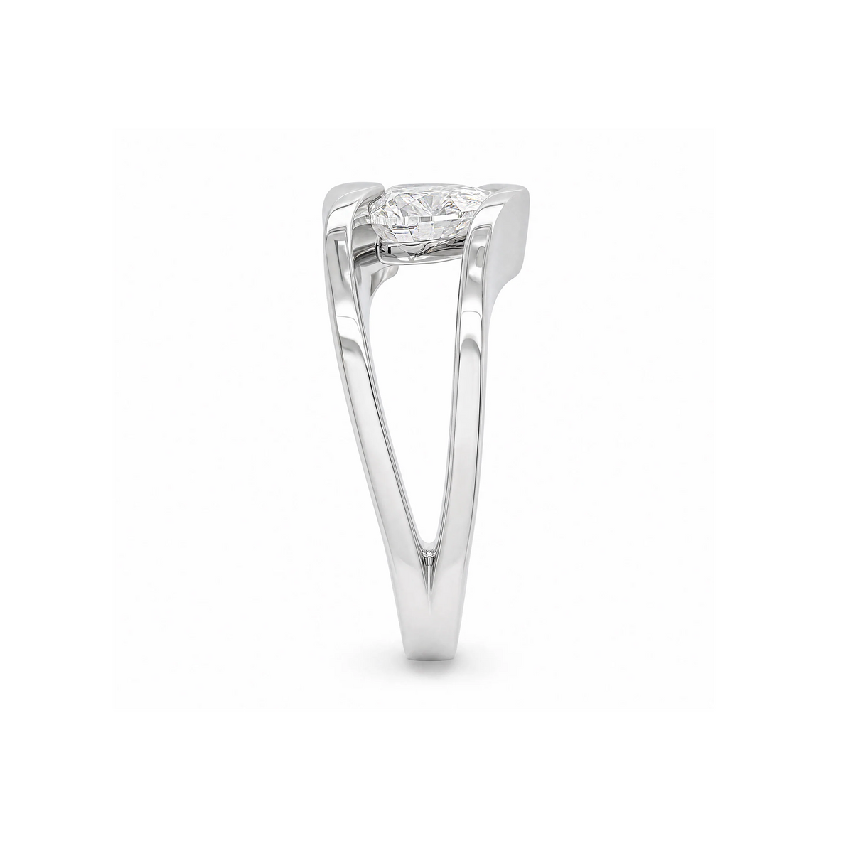 Shimansky 1ct Iconic Millennium Heart Diamond Engagement Ring in Platinum - Profile View