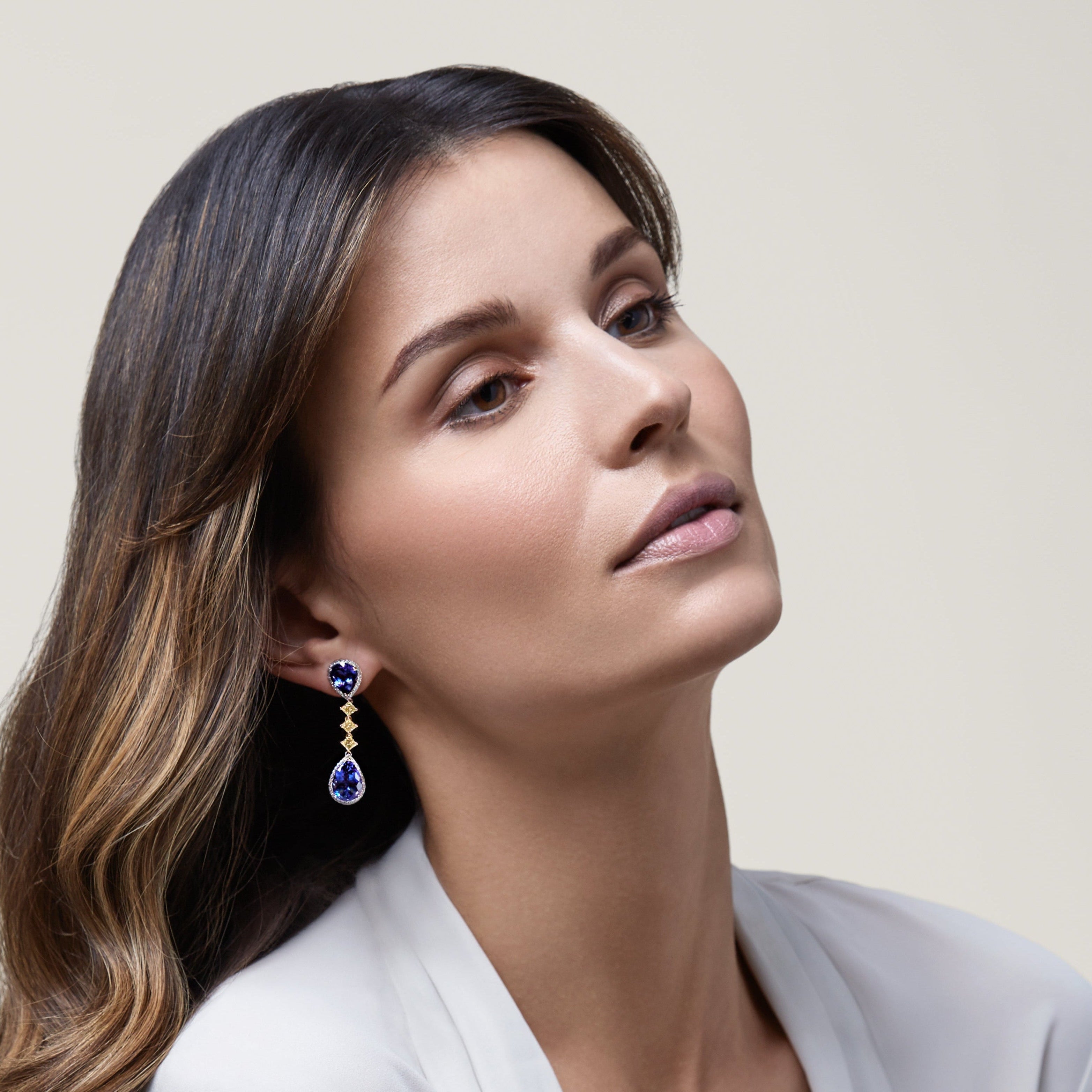 Boucles d'oreilles pendantes poire tanzanite