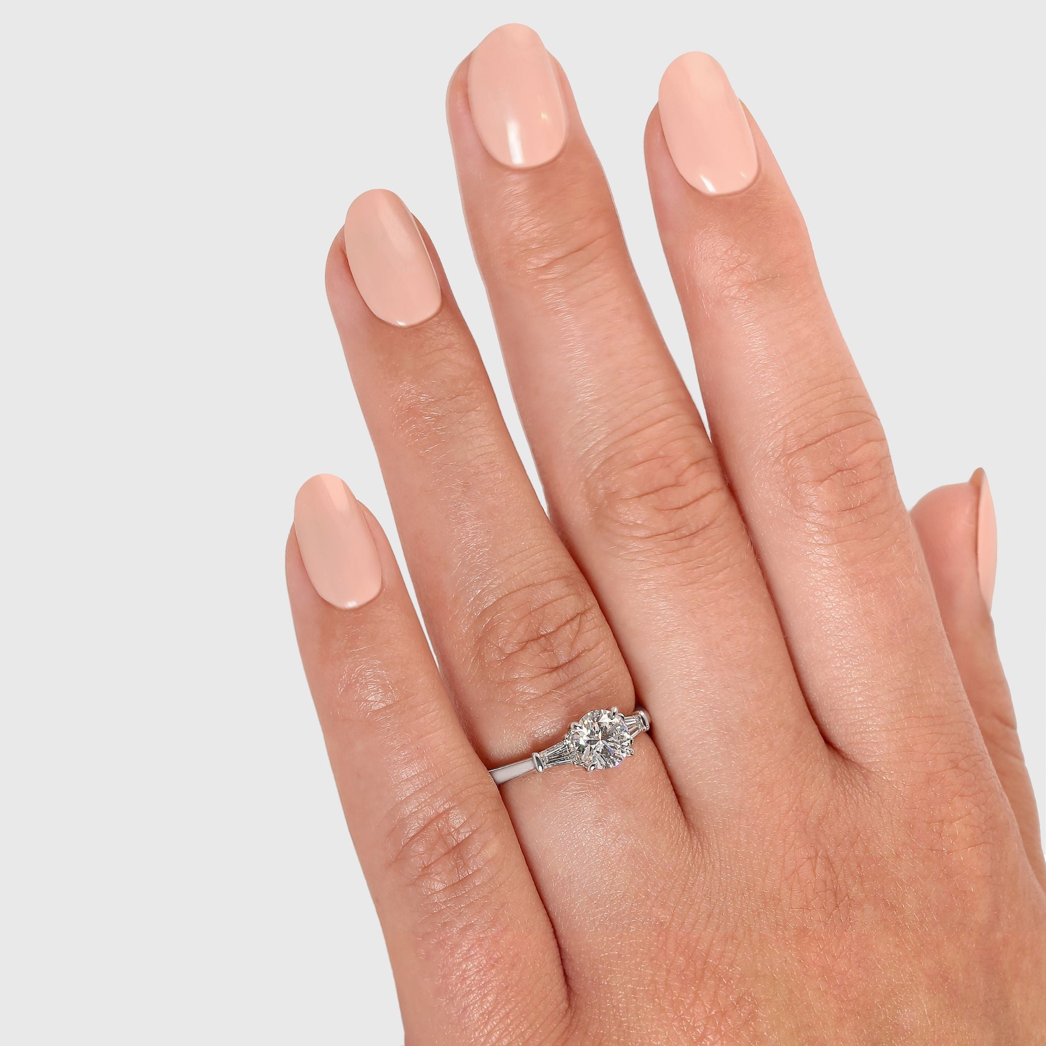 Round Brilliant Diamond Dahlia Engagement Ring