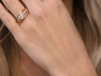 Shimansky Evolym Microset Engagement Ring 18K Yellow Gold - Lifestyle Video #Metal_Yellow Gold #Carat Weight_0.7